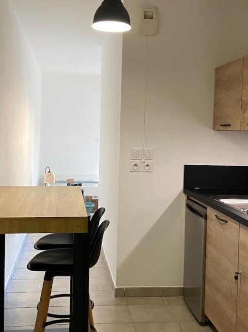 Studio Cosy, Lyon, Avec Garage Prive 외부 사진